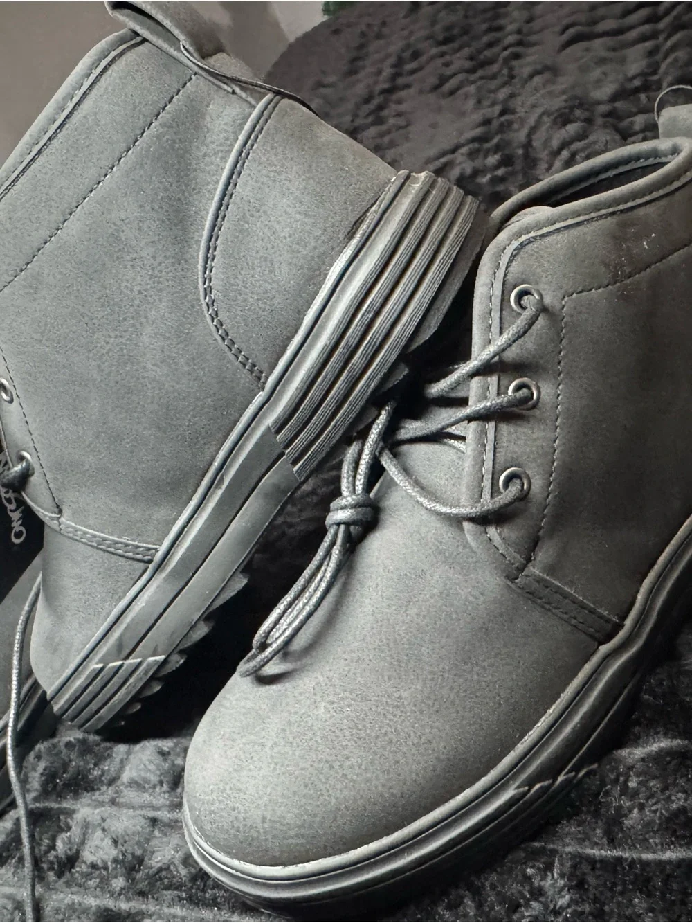 Mossimo Supply Co. Men's Gray Chukka Boots